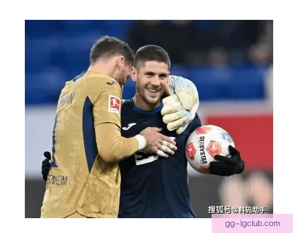 克拉马里奇德甲收官战三球痛击拜仁帽子戏法震动赛季收官夜今夜成焦点